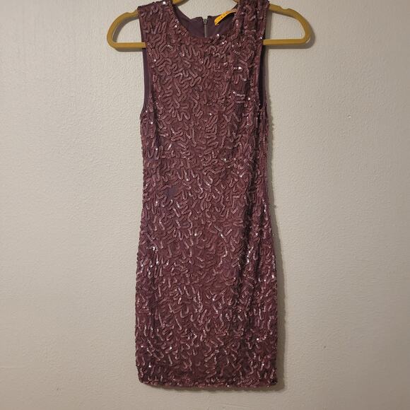Alice + Olivia Sequined Sheath Dress, Womens 0 Berry ‎ Stretch Sparkly Evening - Picture 1 of 10